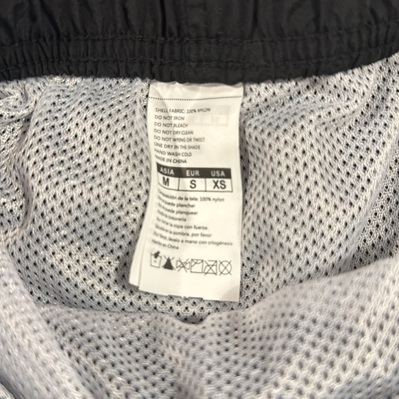 Men’s XS black swim trunks - Picture 2 of 2